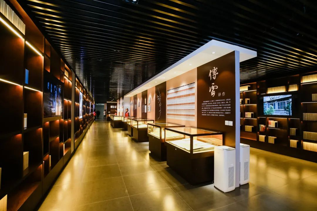 傅雷文献馆与上海轩辕展览服务 专业展览服务的融合与创新